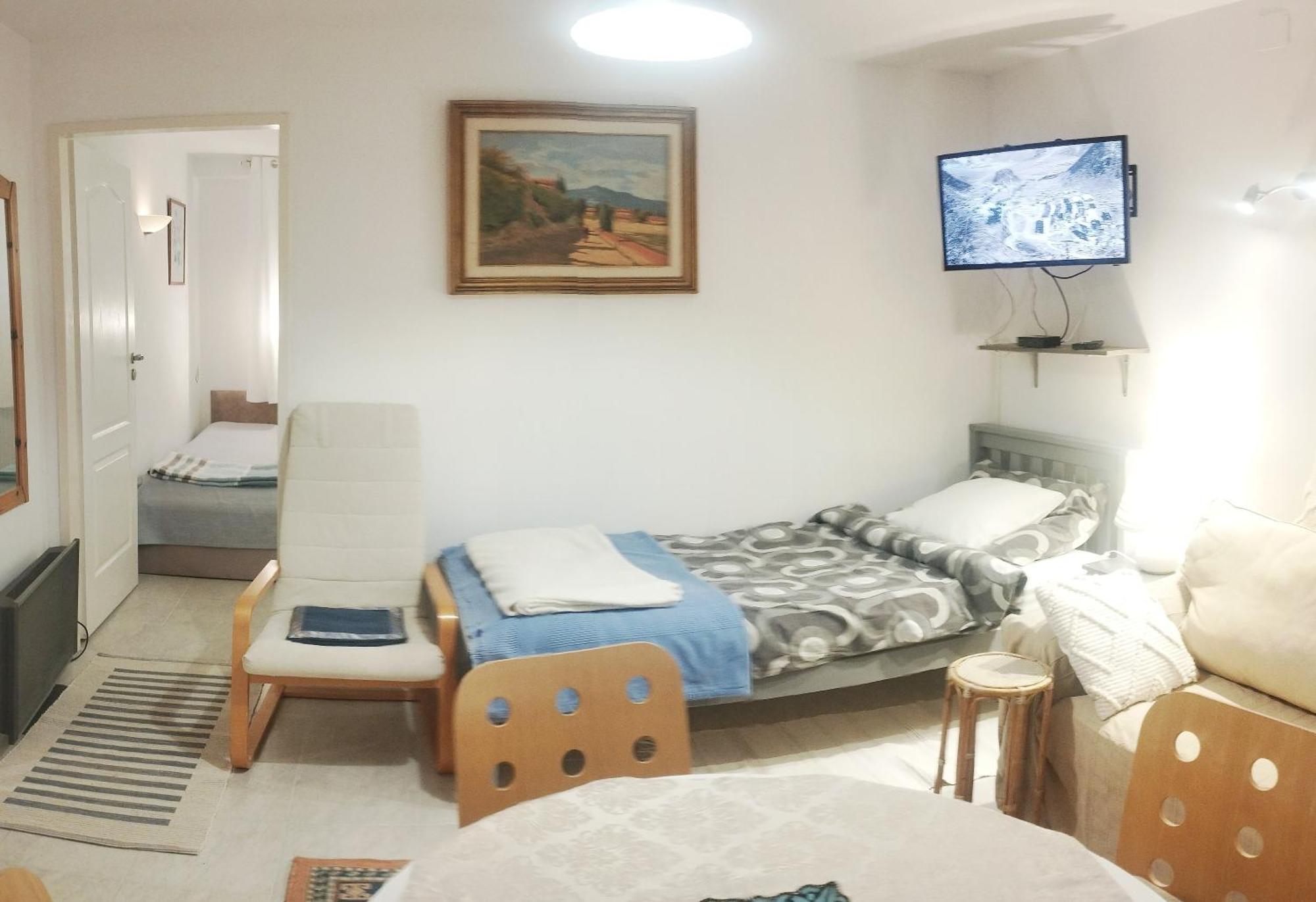 B&B Family Basement Apartment, Breakfast, Free Parking, 5Km From Tulln Chorherrn Exteriér fotografie